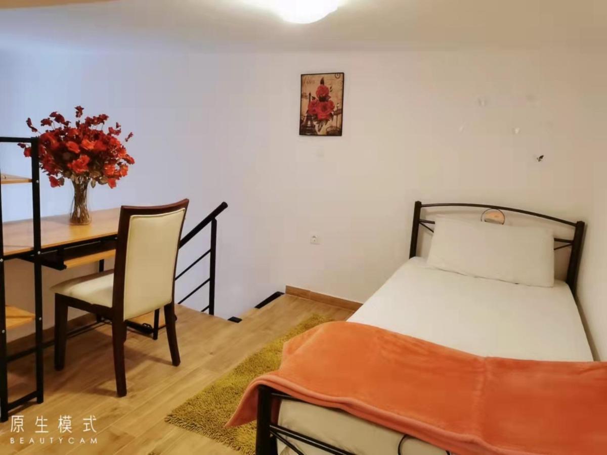 Special Home 71 D เทสซาโลนิกิ ภายนอก รูปภาพ