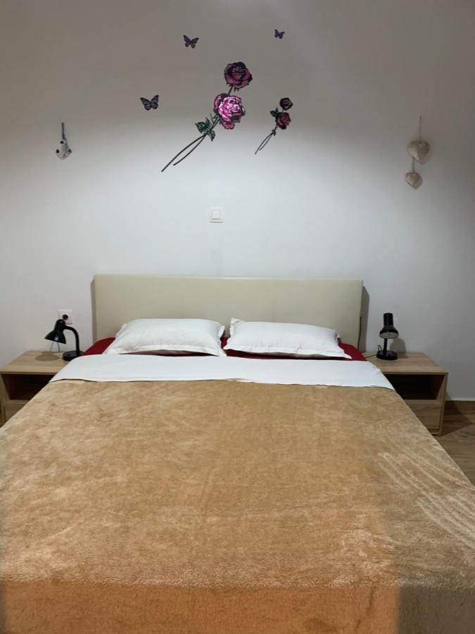 Special Home 71 D เทสซาโลนิกิ ภายนอก รูปภาพ